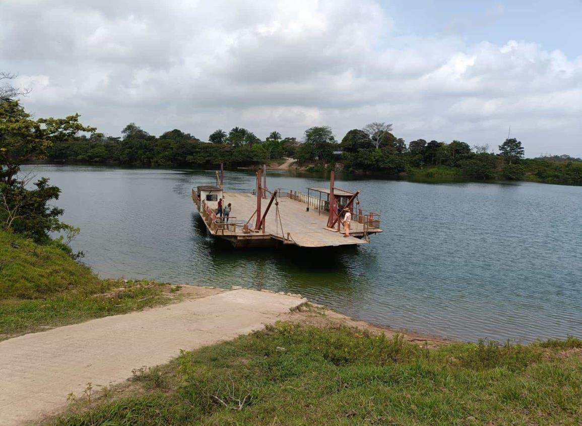 Urge mantenimiento de transbordadores acuáticos en zona rural de Minatitlán