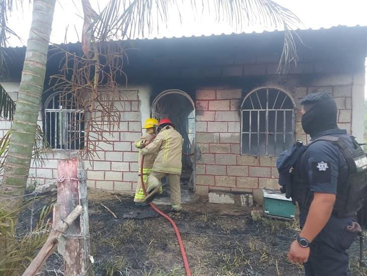 Se registra fuerte incendio en vivienda de Misantla 