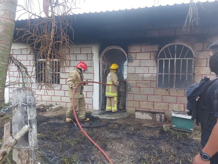Se registra fuerte incendio en vivienda de Misantla 