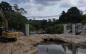 Construyen terraplén sobre río Agua Dulce por construcción del puente ´Manuel Delgado´