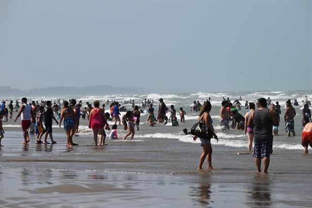 A reventar de turistas, playas en la zona norte de Veracruz