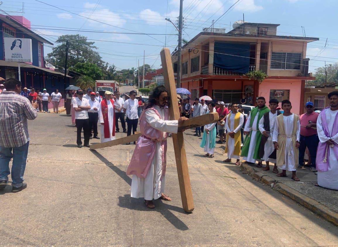 Semana Santa 2024: Miles de católicos viven pasión de Cristo en la región de Acayucan 