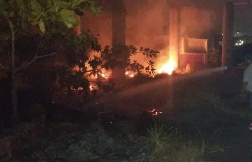 Incendios de pastizales sofocan a Nanchital