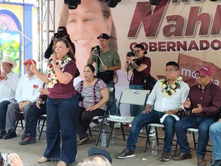 Rocío Nahle continúa su campaña en Yecuatla