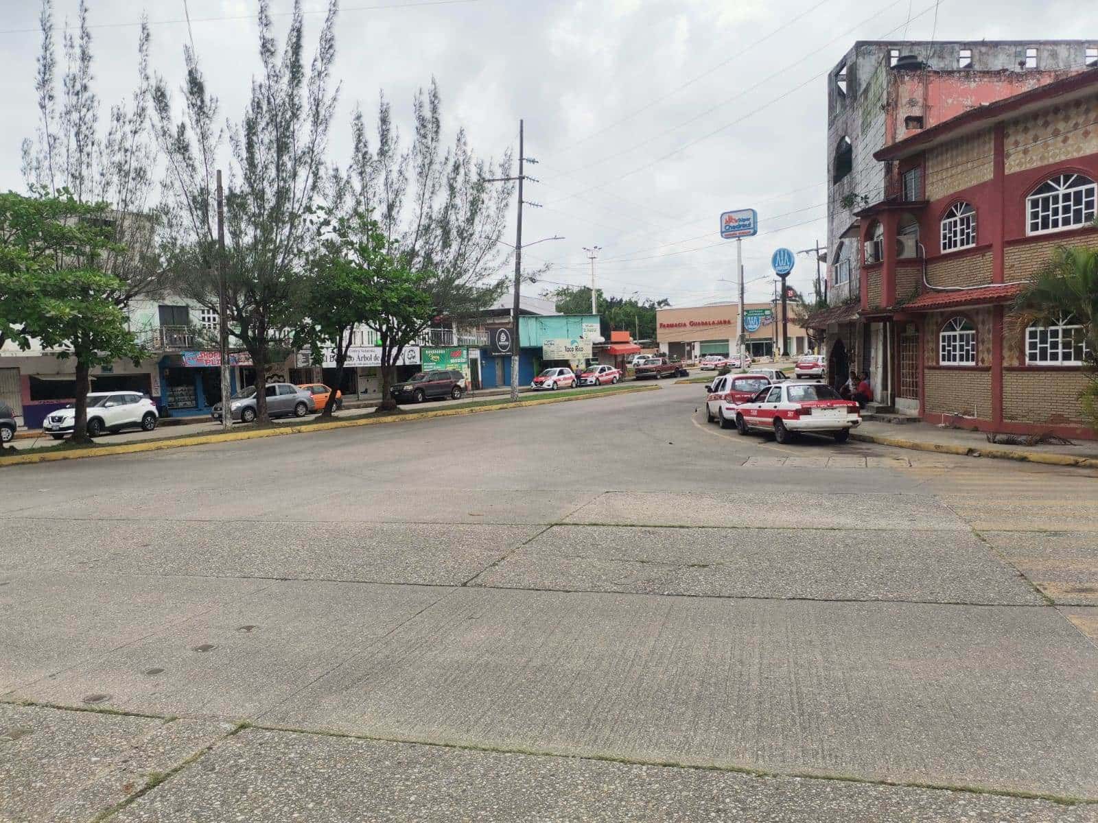 Sin autorización  taxistas de Nanchital  e Ixhuatlán del Sureste aumentan la tarifa
