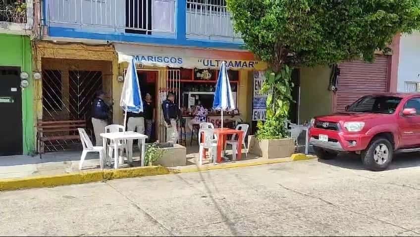 Asalto en coctelería de Coatzacoalcos moviliza a la policía municipal