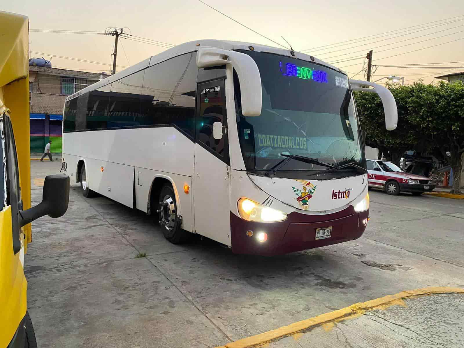 Regresa servicio de autobús a Jesús Carranza