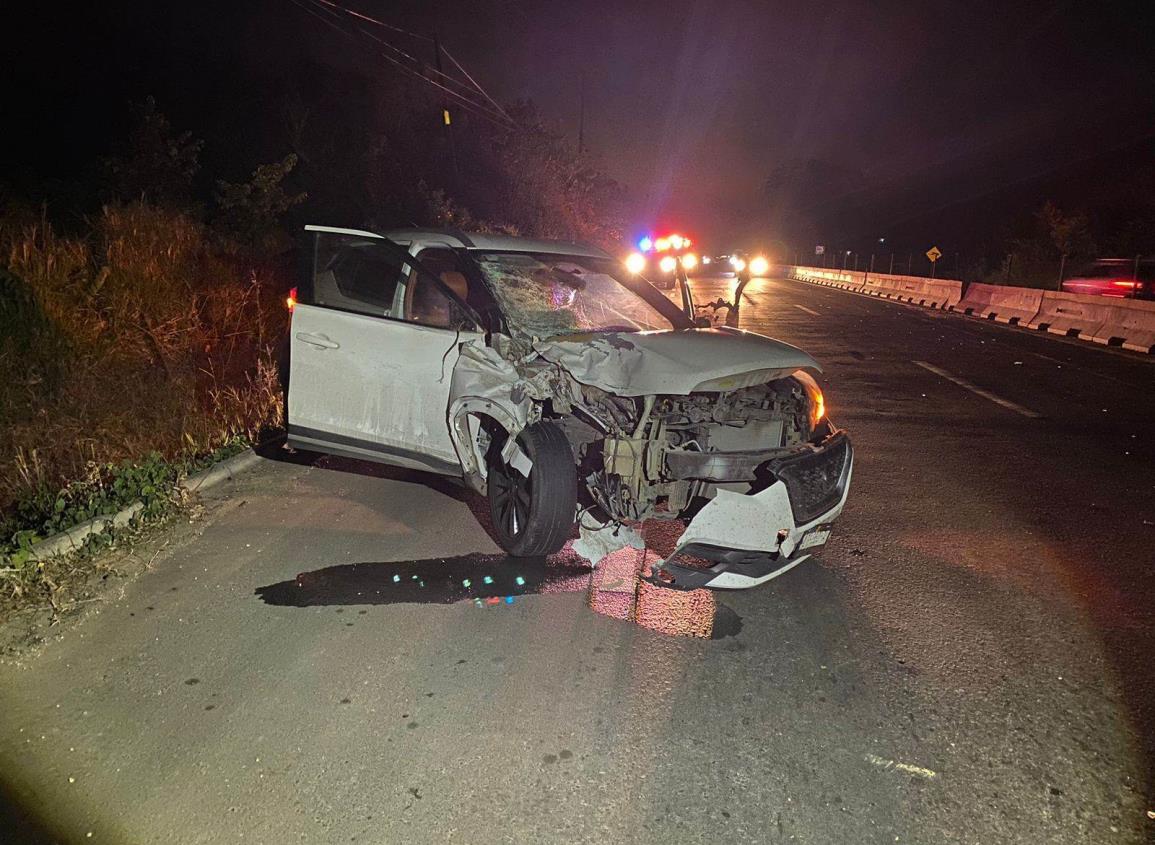 Minatitleco sufre choque contra una vaca sobre la carretera Jáltipan - Acayucan