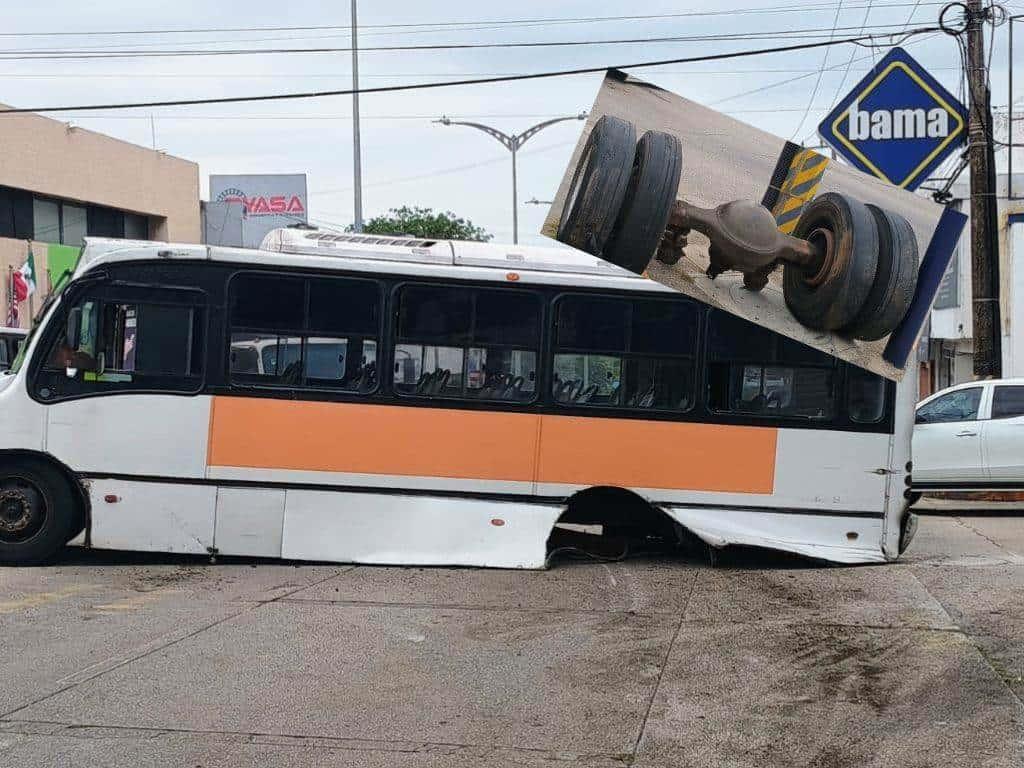 ¡Momentos de pánico!, se desprende eje trasero a urbano de Coatzacoalcos | VIDEO