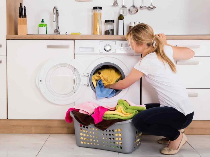 ¡Ahorra en agua, energía y ropa! Este número de veces veces se puede usar la ropa antes de lavar