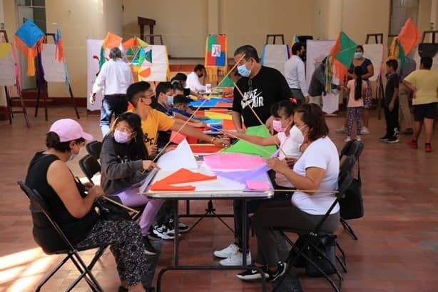 Aprende y diviértete: taller de papalotes en Río Blanco