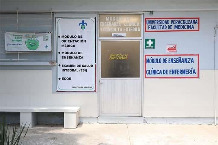 ¡Atención! En Minatitlán, UV abre módulo de consulta externa; estos son los servicios
