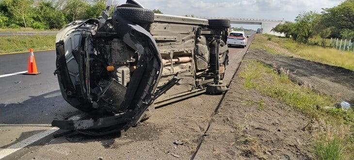 Volcadura deja un lesionado en la autopista Córdoba-Veracruz