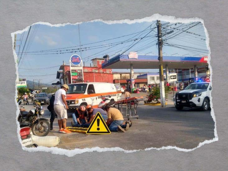 Camioneta arrolla a motociclista en Misantla