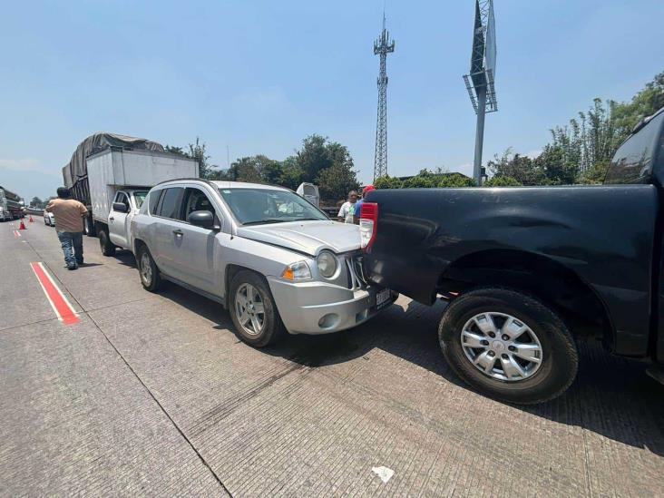Accidente múltiple desata caos en la autopista Orizaba-Córdoba