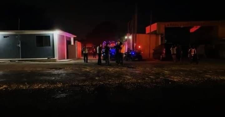 Explosión de pipa genera estruendo en Minatitlán; dos hombres quemados | VIDEO