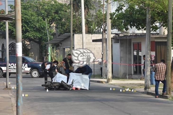A tiros, asesinan a motociclista en Ixtaczoquitlán; sicarios se dieron a la fuga