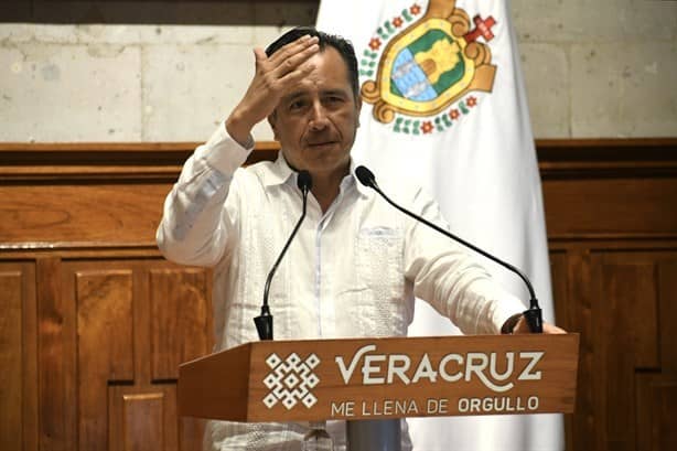 En la mira de la historia: Gobernador de Veracruz ahora quiere ser escritor