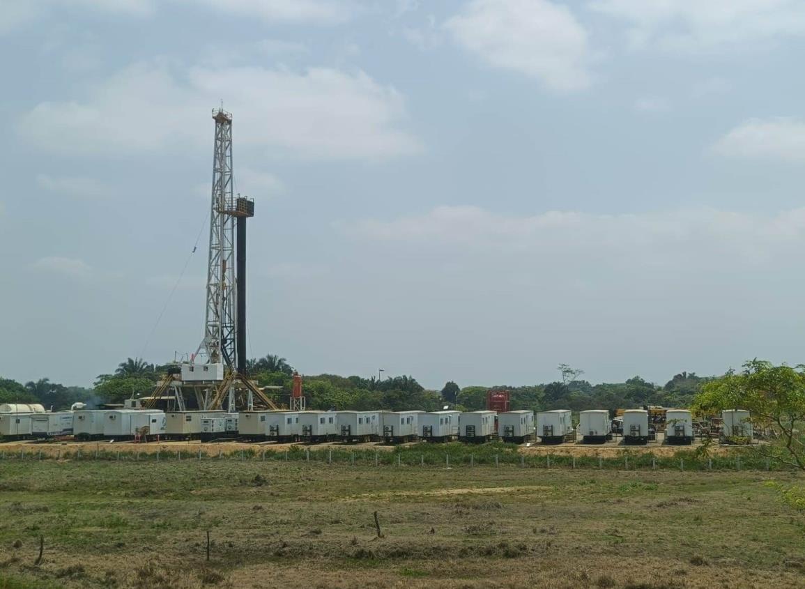 Perforación de pozo petrolero en área rural de Minatitlán está cerca de concluir