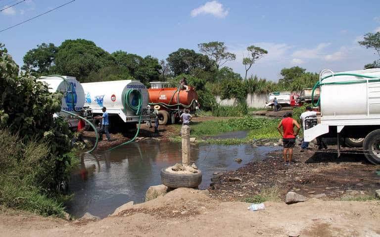 El huachicol de agua amenaza manantiales en Xalapa