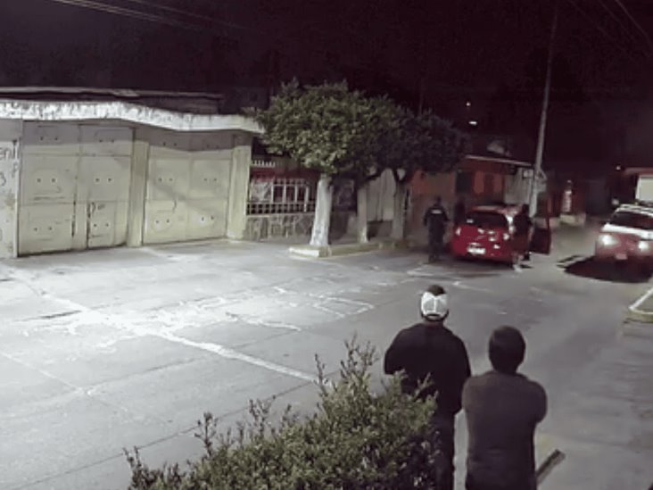 Exhiben a policías de Mendoza en presunta detención arbitraria (+Video)