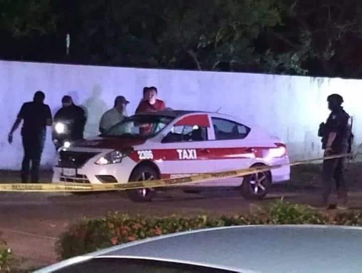 Atacan a balazos a taxi frente al panteón de Lomas de Barrillas; reportan un muerto y un herido