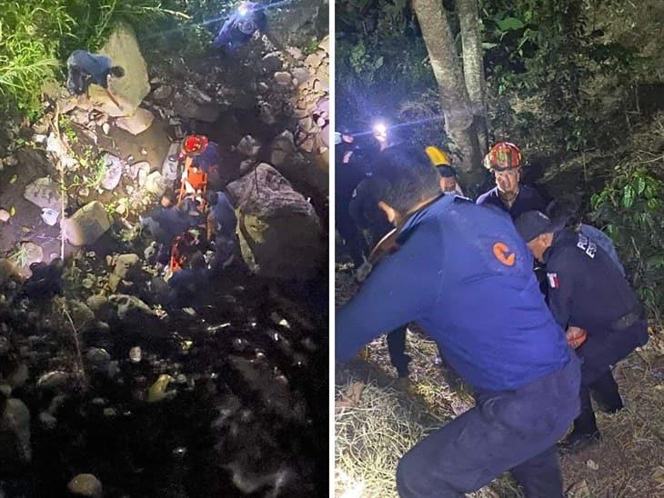 Hombre cae de un puente en el Río Huehueyapan en Xico