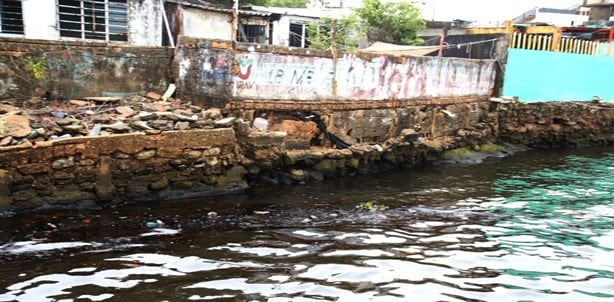 Amanece río Coatzacoalcos contaminado con hidrocarburo | VIDEO
