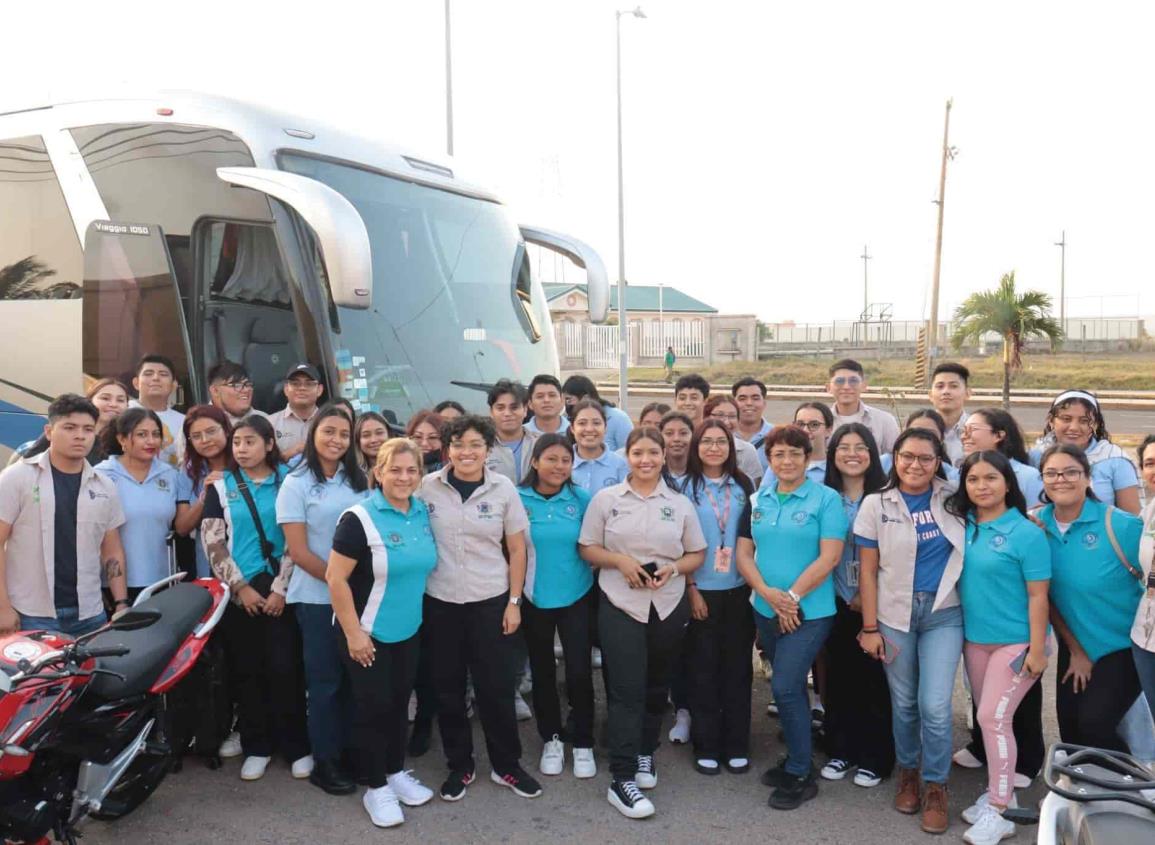 Estudiantes de conocida universidad de Coatzacoalcos realizarán visitas industriales en otros estados