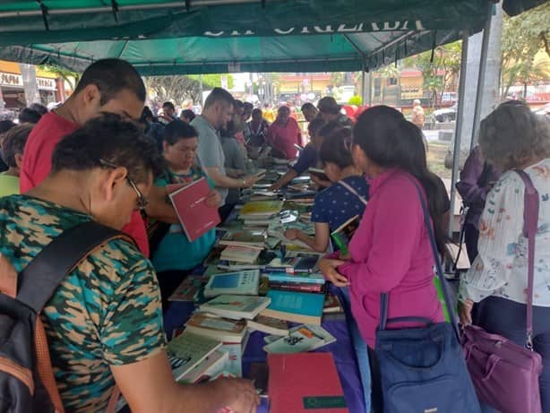 Con talleres y lecturas, celebran el Día Internacional del Libro en Orizaba