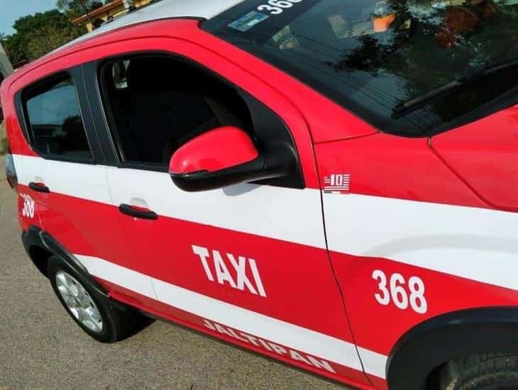 Pareja se robó un taxi haciéndose pasar por pasajeros