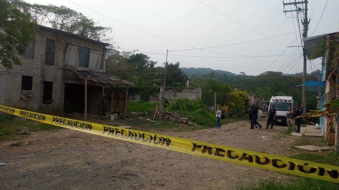 Hallan a pareja sin vida en Xico; habrían sido ejecutados