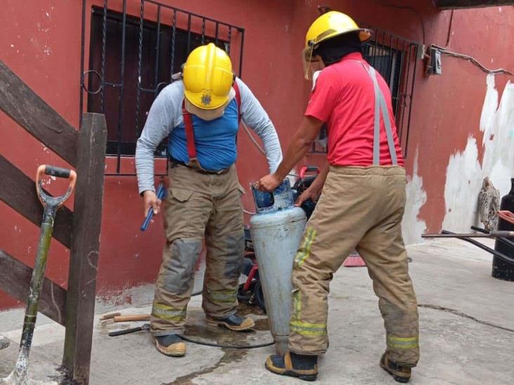 Atienen nueva fuga de gas en Misantla; bomberos hacen recomendaciones
