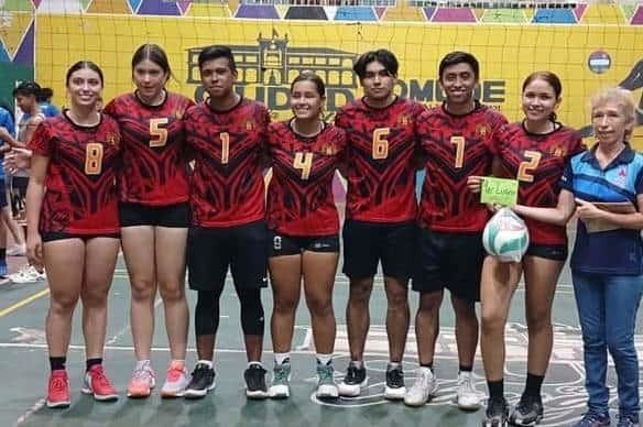 Aztecas conquistó el título en el voleibol mixto