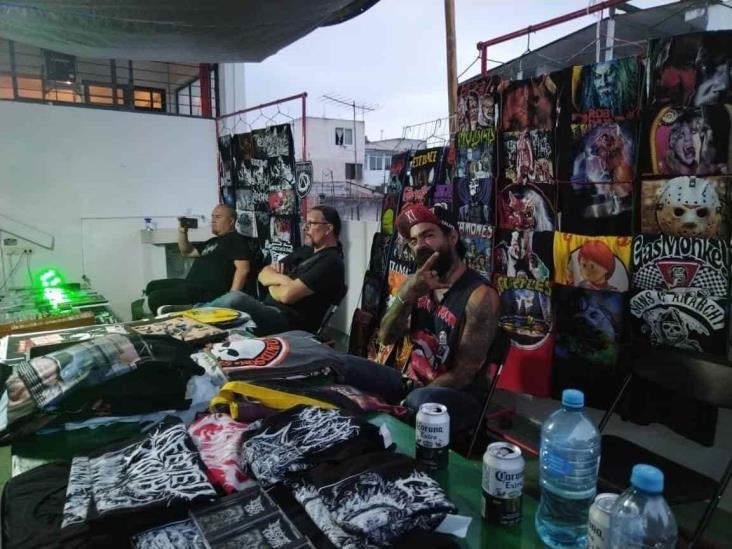 Realizan primer Heavy Metal Bazar en Xalapa