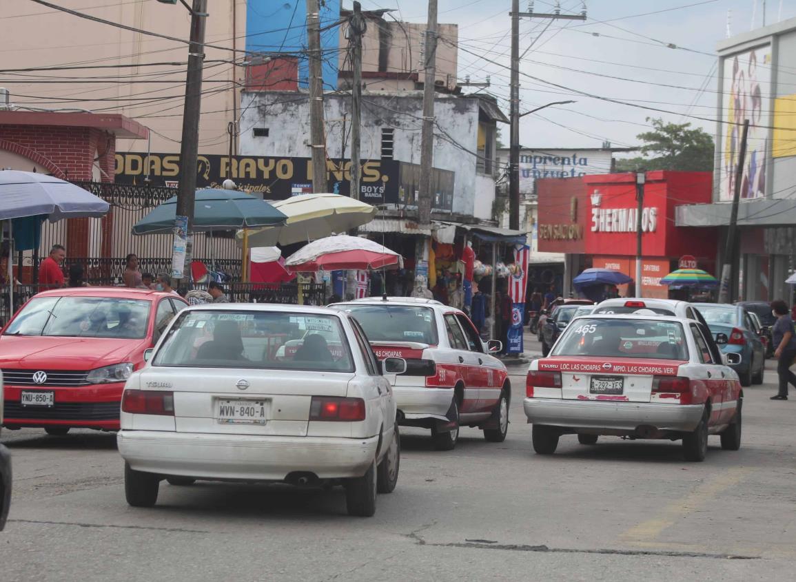 Usuarios de taxis en riesgo por conductores ebrios en la ciudad