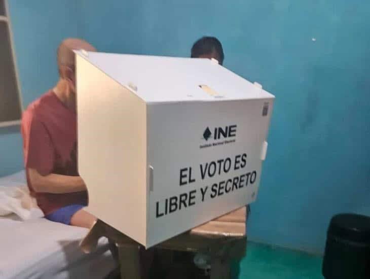 Inicia votación anticipada a ciudadanos en distrito 14 de Minatitlán