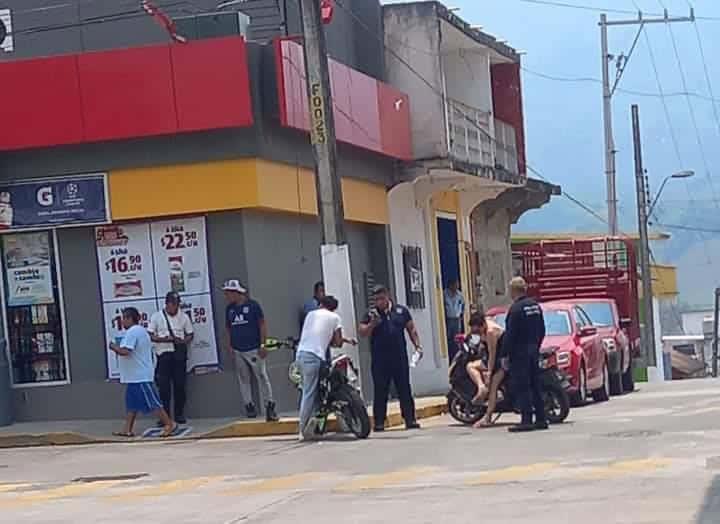 Choque en Juchique de Ferrer deja dos motociclistas lesionados