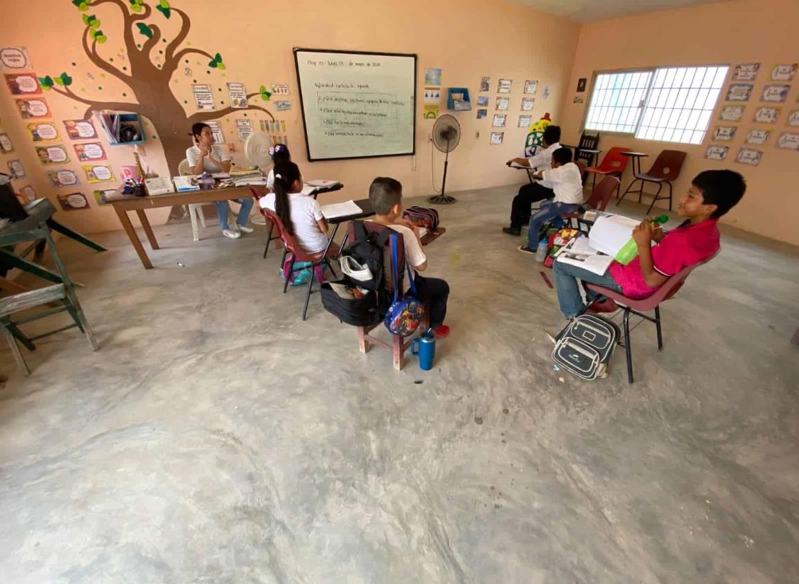 Escuelas rurales de Las Choapas, desamparadas ante calores extremos