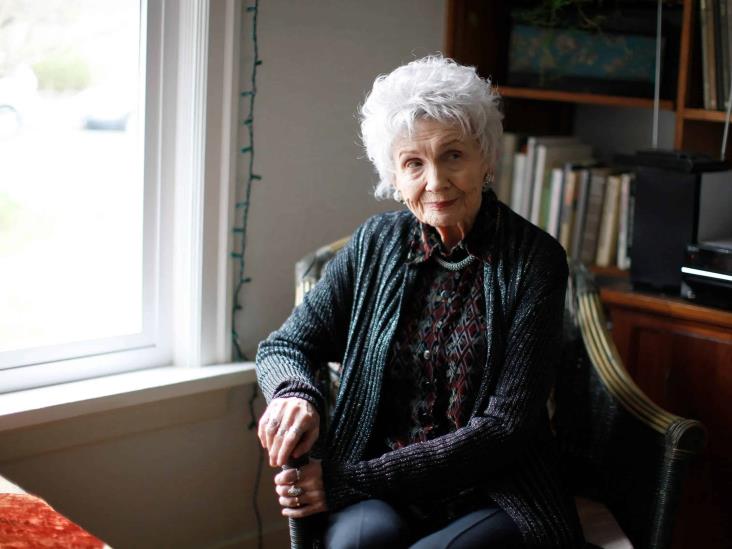 Alice Munro, ganadora del Nobel de Literatura, muere a los 92 años