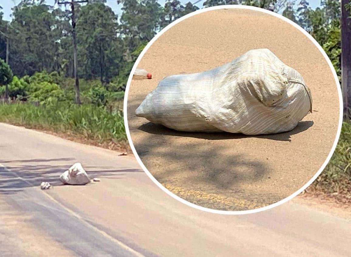 Extraña bolsa moviliza a la policía en carretera El Paralelo-Las Choapas; ¿eran restos humanos?