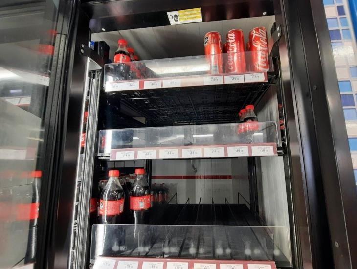 Reportan escasez de Coca-Cola en Agua Dulce; lo distribuyen 40% menos ¿cuál es el motivo?