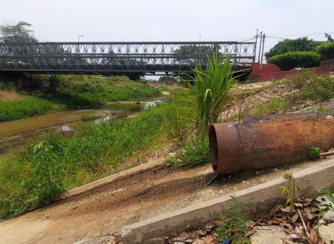 Contaminación en Río Agua Dulce se agrava por descargas residuales  de hogares e industrias