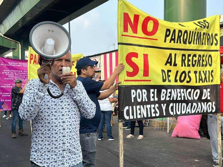 Protestan comerciantes del mercado Poza Rica