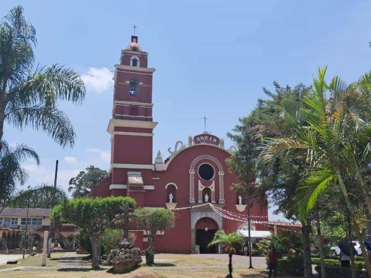 Tras refundición, vuelven a colocar campanas en parroquia de Orizaba