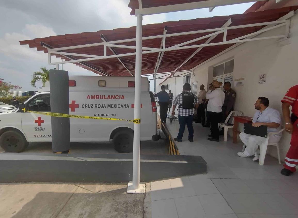 Investigan presunta nueva negligencia en hospital de Las Choapas; muere bebé mientras era amamantado