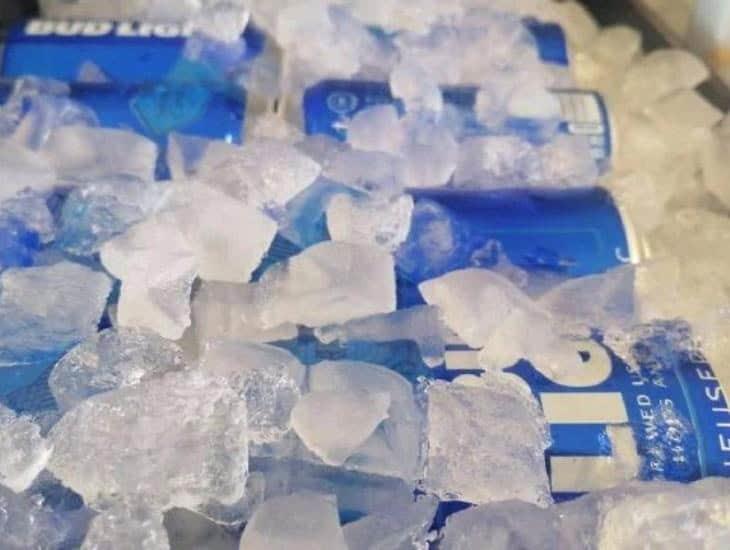 Aumenta demanda de hielo y bebidas embotelladas en Coatzacoalcos ¿hay desabasto?