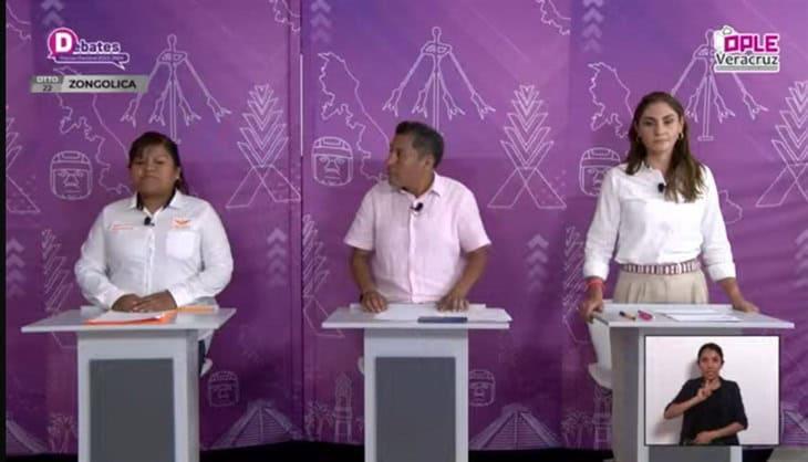 Candidatos del distrito 22 de Zongolica realizan debate electoral