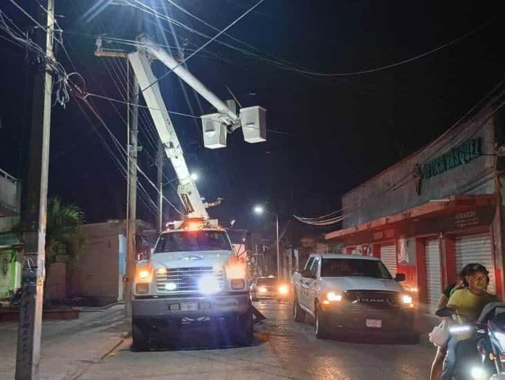 Distintas colonias de Agua Dulce se quedan sin electricidad | VIDEO