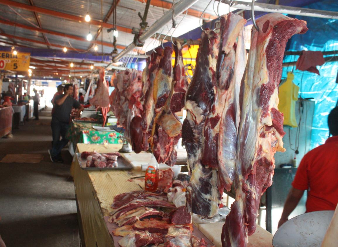 Desabasto de carne roja afectó a las amas de casa en Agua Dulce | VIDEO